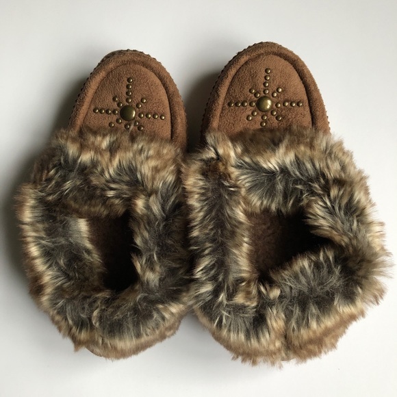 Mudd Shoes - NEW MUDD Slippers Cozy House Shoes Small Women’s NWOT